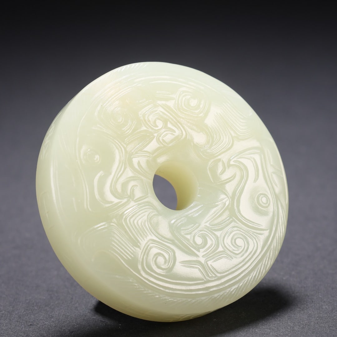 Hetian Jade Cloud Pattern Safety Pendant - 5