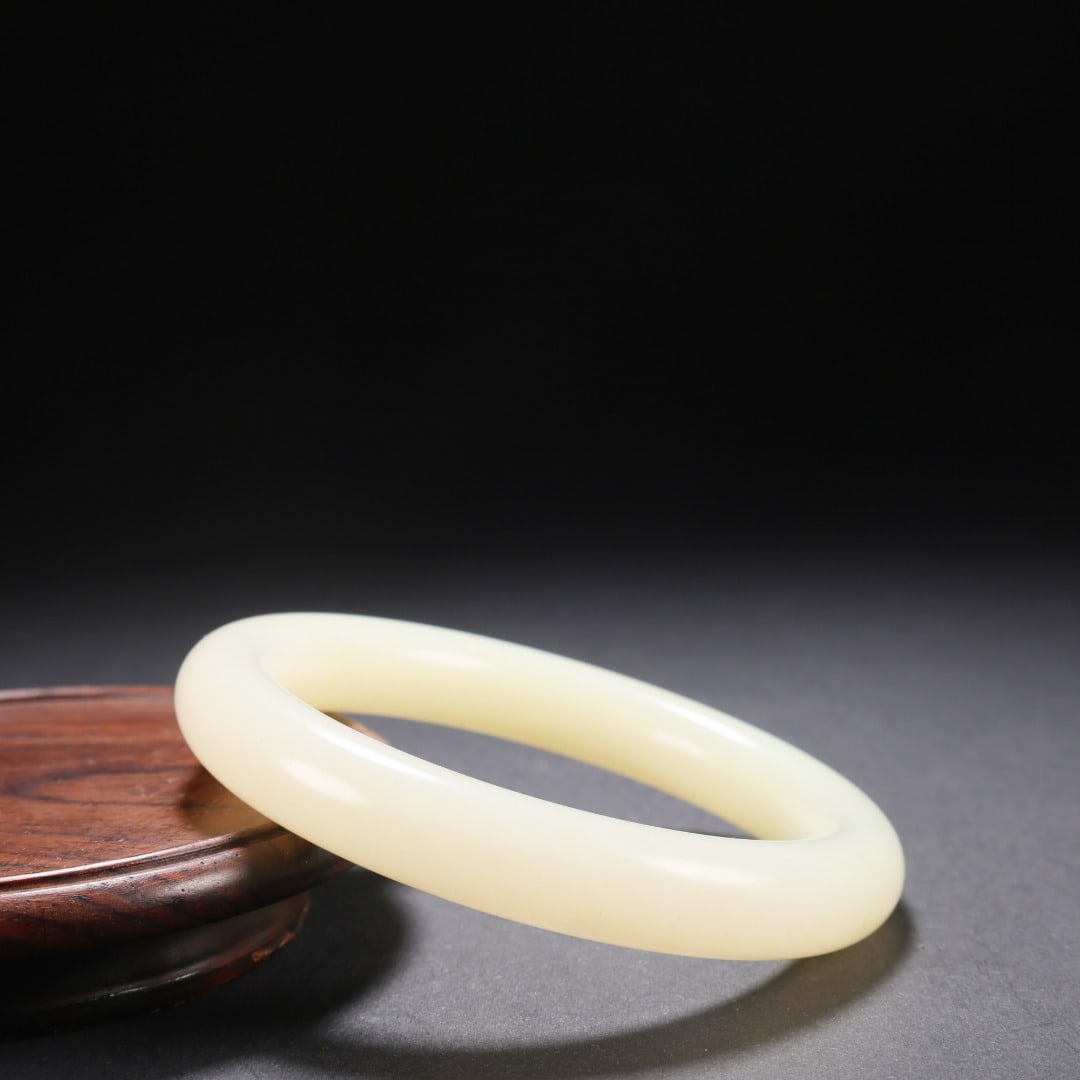 Hetian Jade Round Bangle - 6