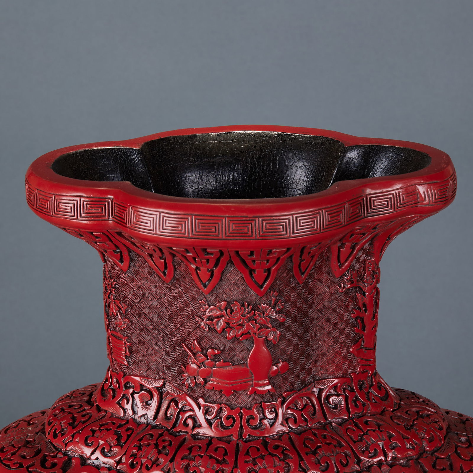 Qianlong Mark Relief Lacquer Vase - 9