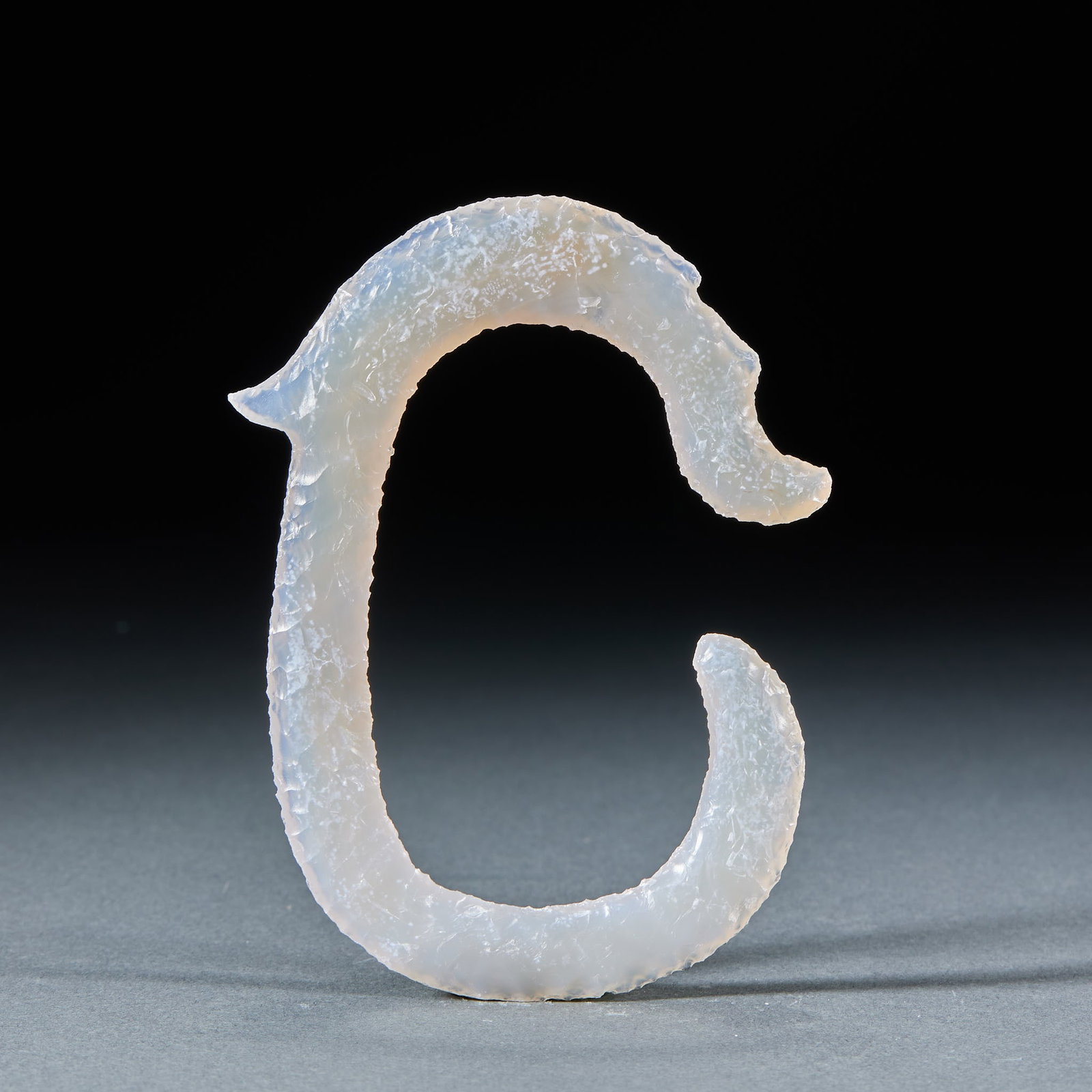 White Agate C-shaped Dragon - 5