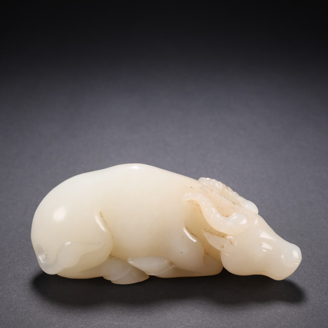 Hetian Jade Reclining Ox Hand Piece: Hetian Jade Recumbent Ox Hand Piece, H3.7cm L8.9cm W3.2cm, Weight 149g