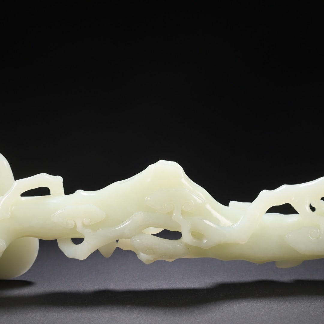 High-relief Hetian Jade Ganoderma Ruyi - 8