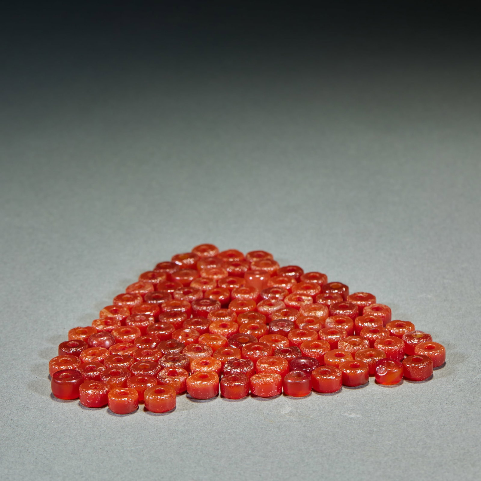 105 Agate Beads: Set of 105 Agate Beads, Single D1cm