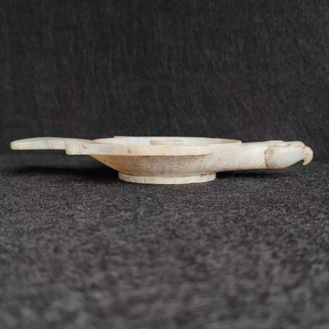 Phoenix-shaped Jade Lamp Stand: Phoenix Jade Lamp Stand, Thickness 2.4cm L18cm W10cm, Weight 226g