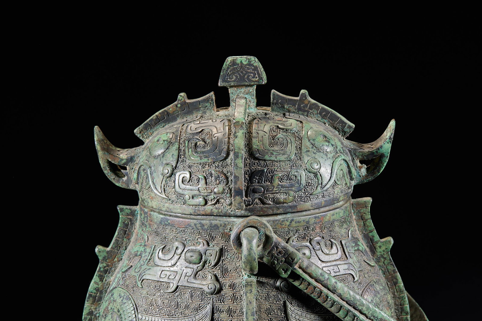 Pre-Ming Bronze Phoenix-handled Wine Vessel - 3