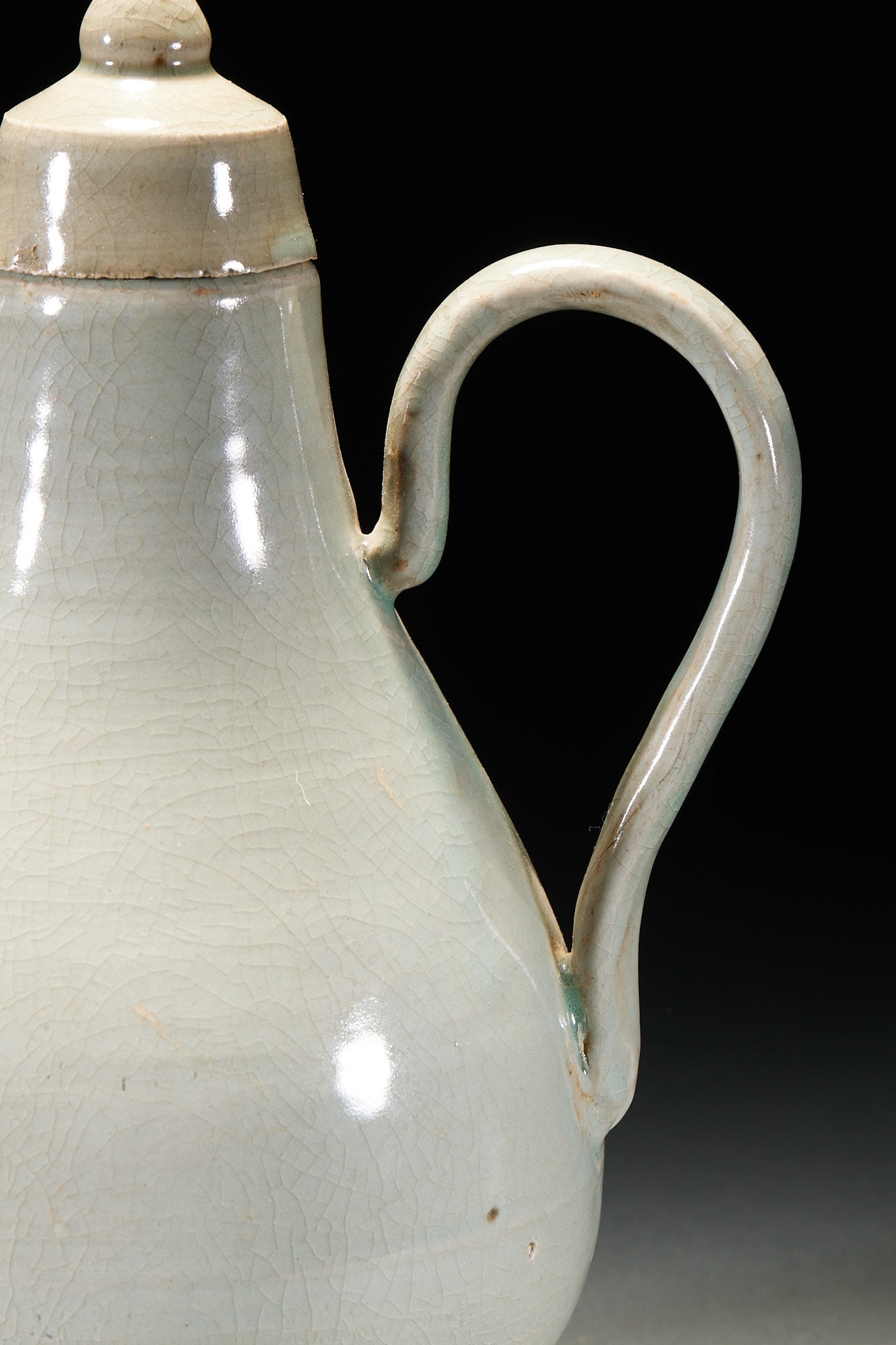 Celadon Pot - 9