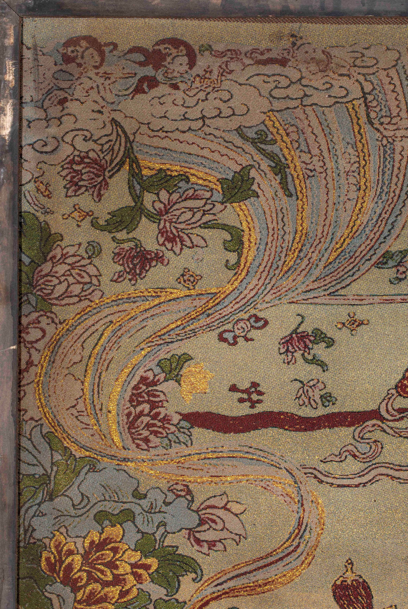 Pre-Ming Kesi Tapestry Hanging Scroll: Sakyamuni Preaching - 5