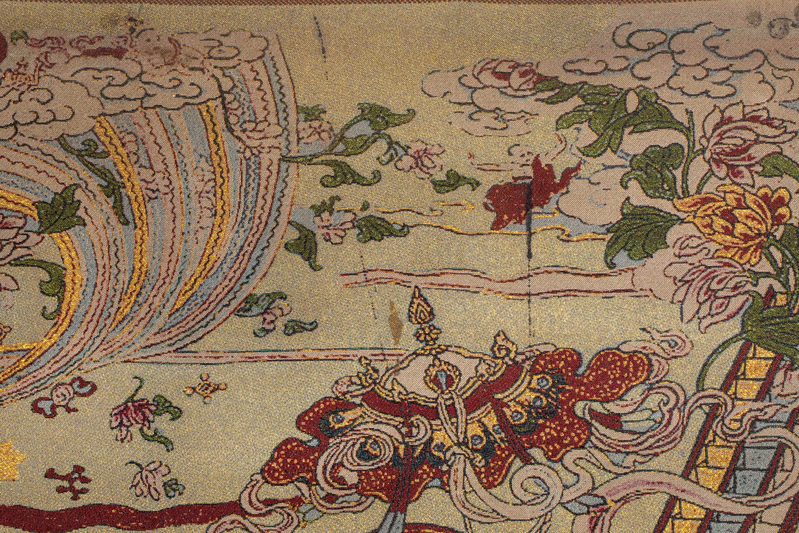 Pre-Ming Kesi Tapestry Hanging Scroll: Sakyamuni Preaching - 6