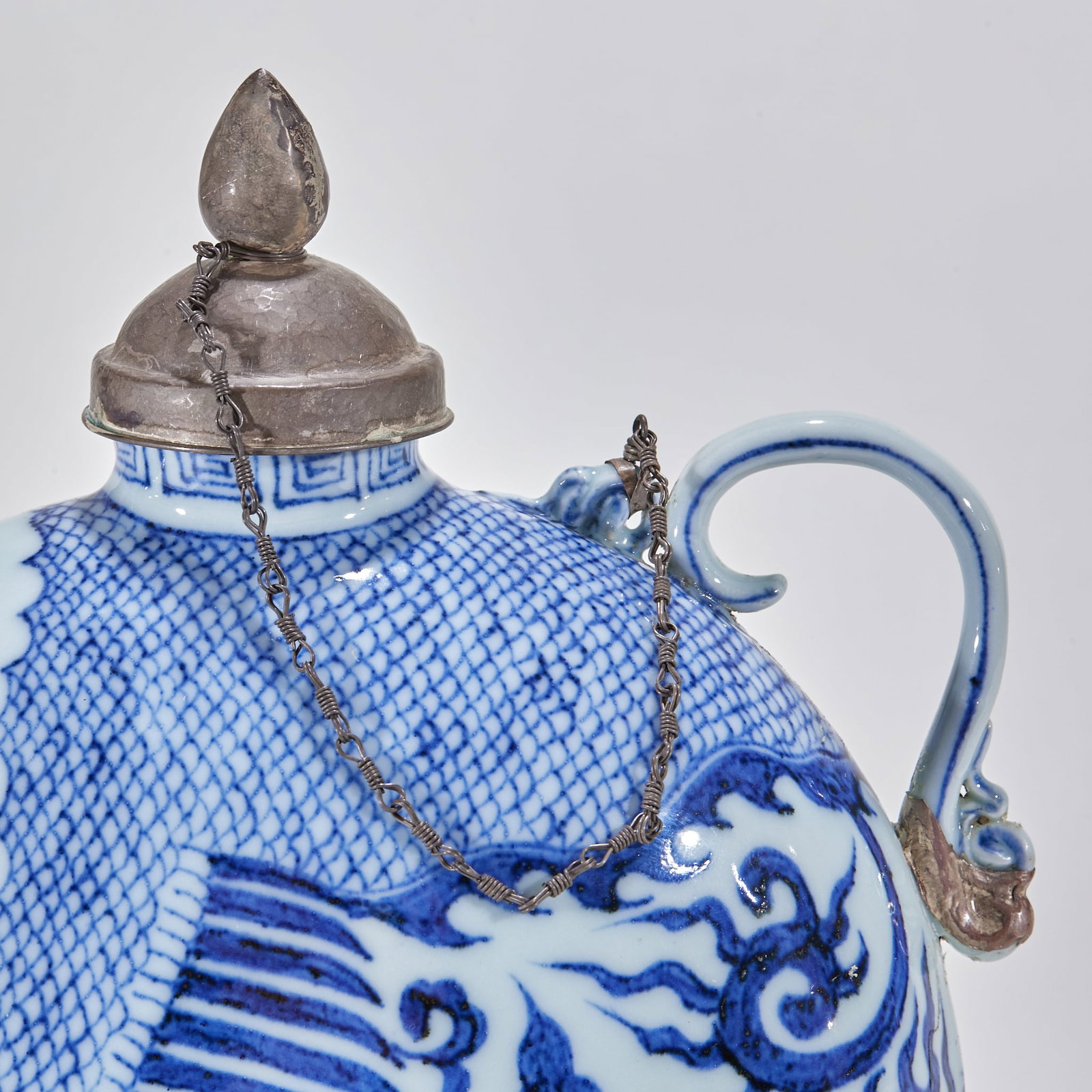 Blue and White Phoenix-Head Pot - 8