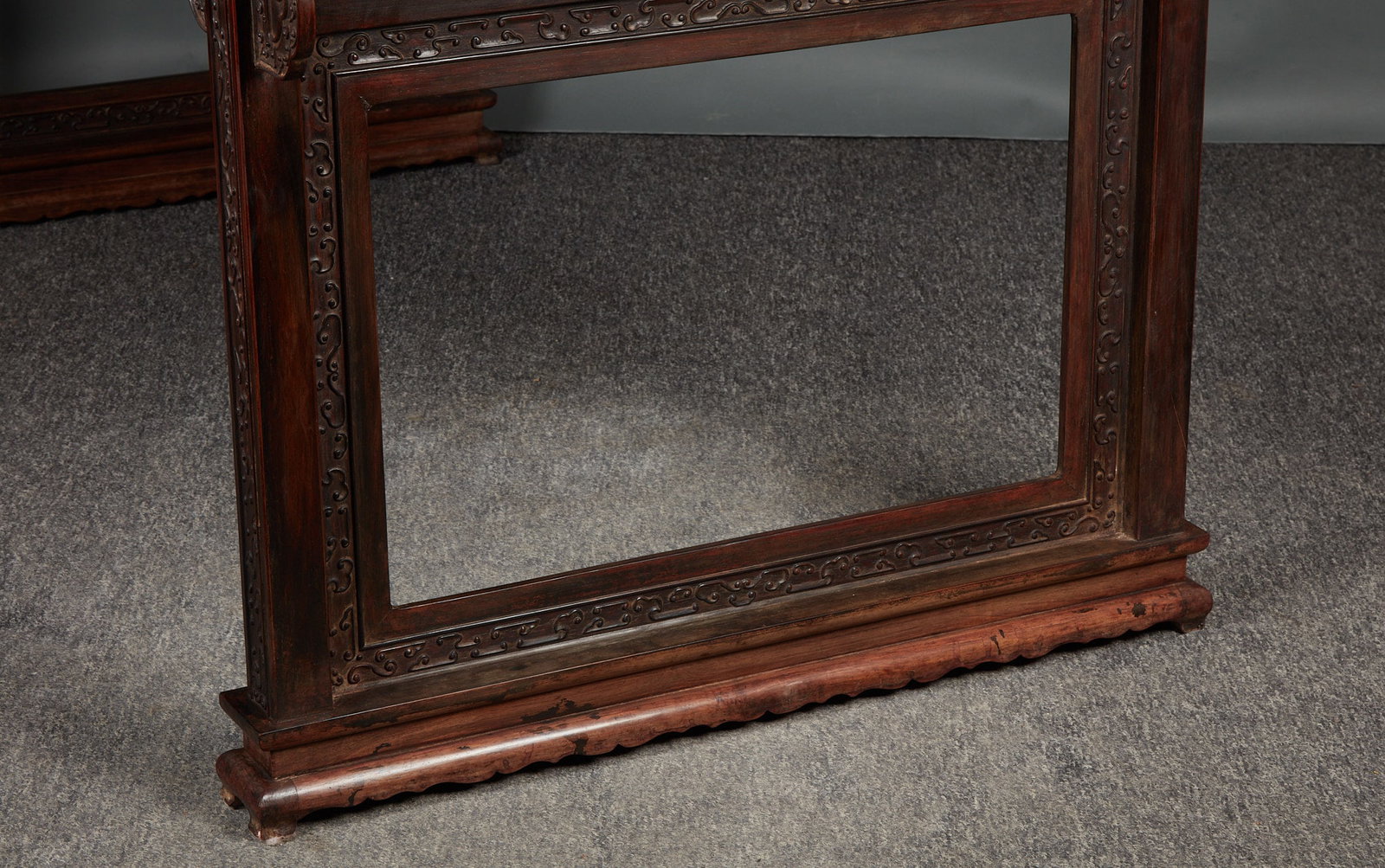 Mahogany Painting Table - 12