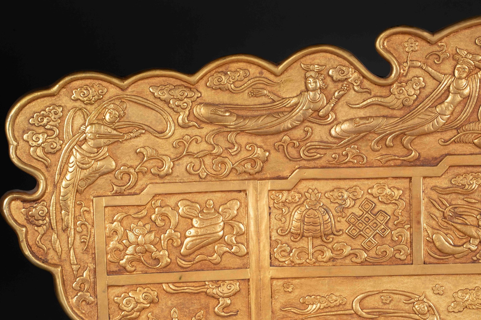 Qing Gilt Bronze Three-Buddha Screen - 12