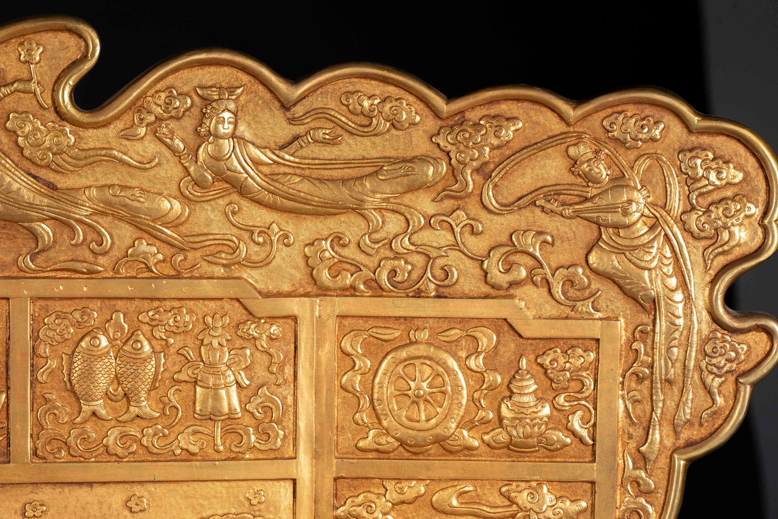 Qing Gilt Bronze Three-Buddha Screen - 14
