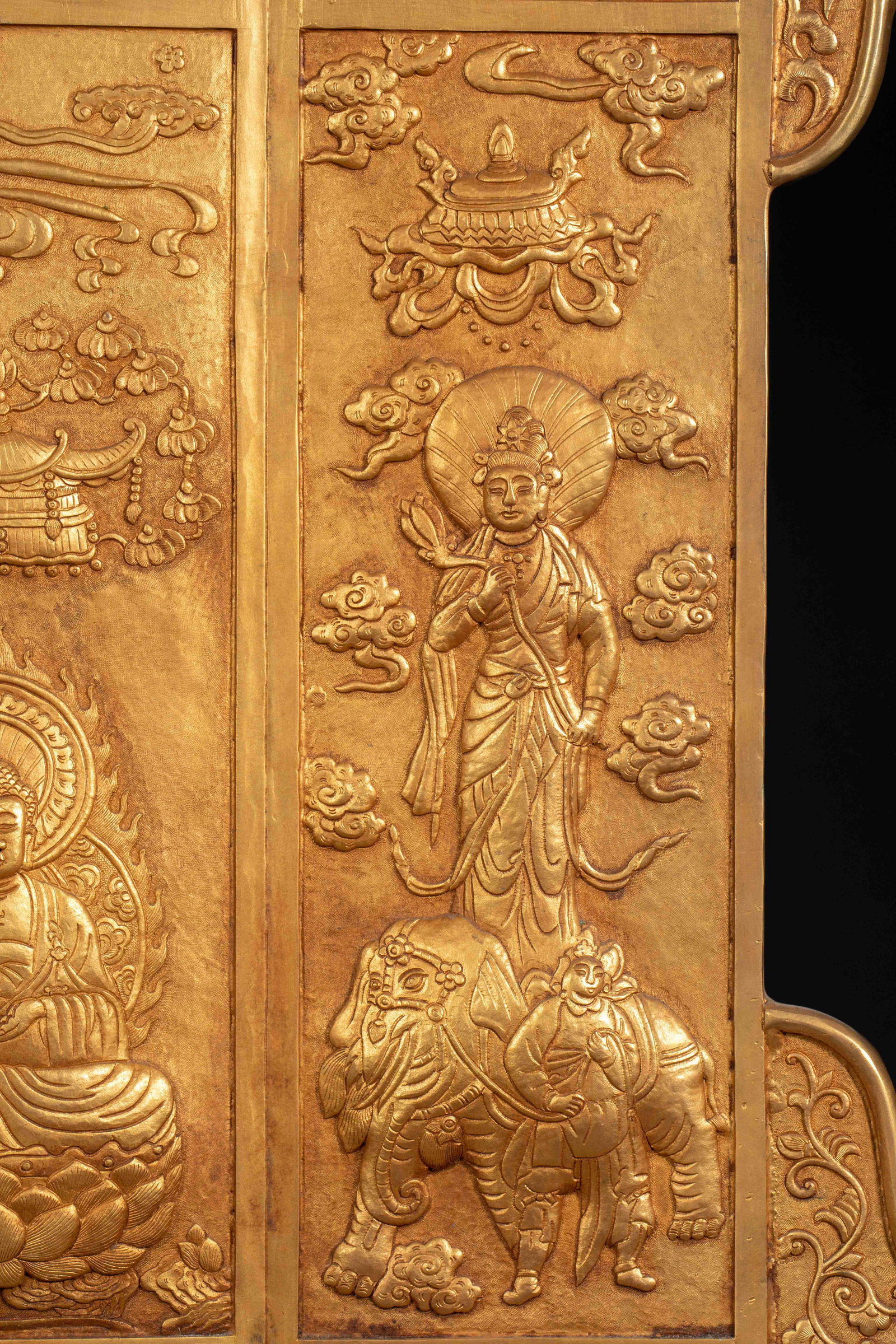 Qing Gilt Bronze Three-Buddha Screen - 16