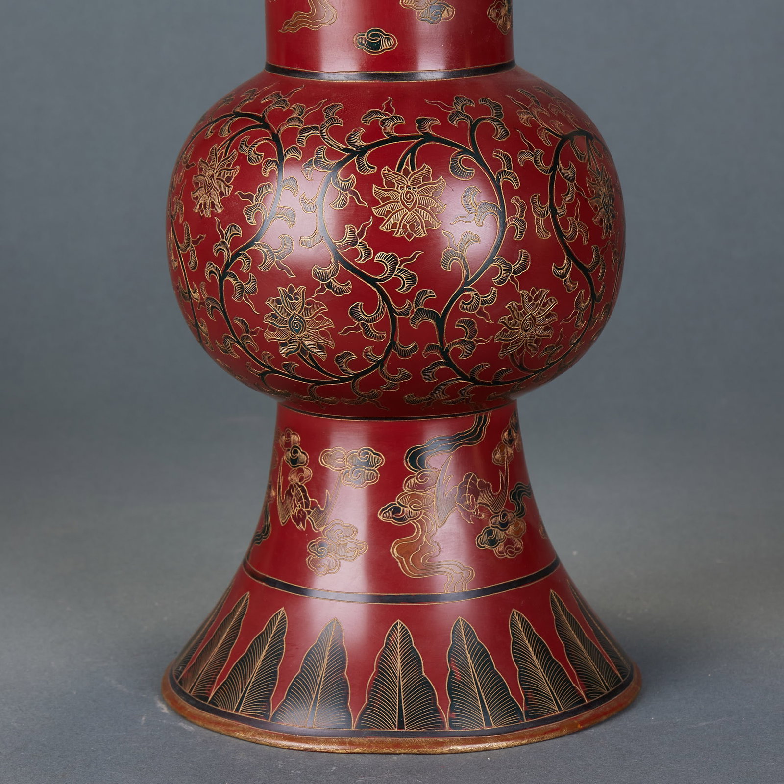 Qianlong Marked Lacquerware Gu Vase - 4