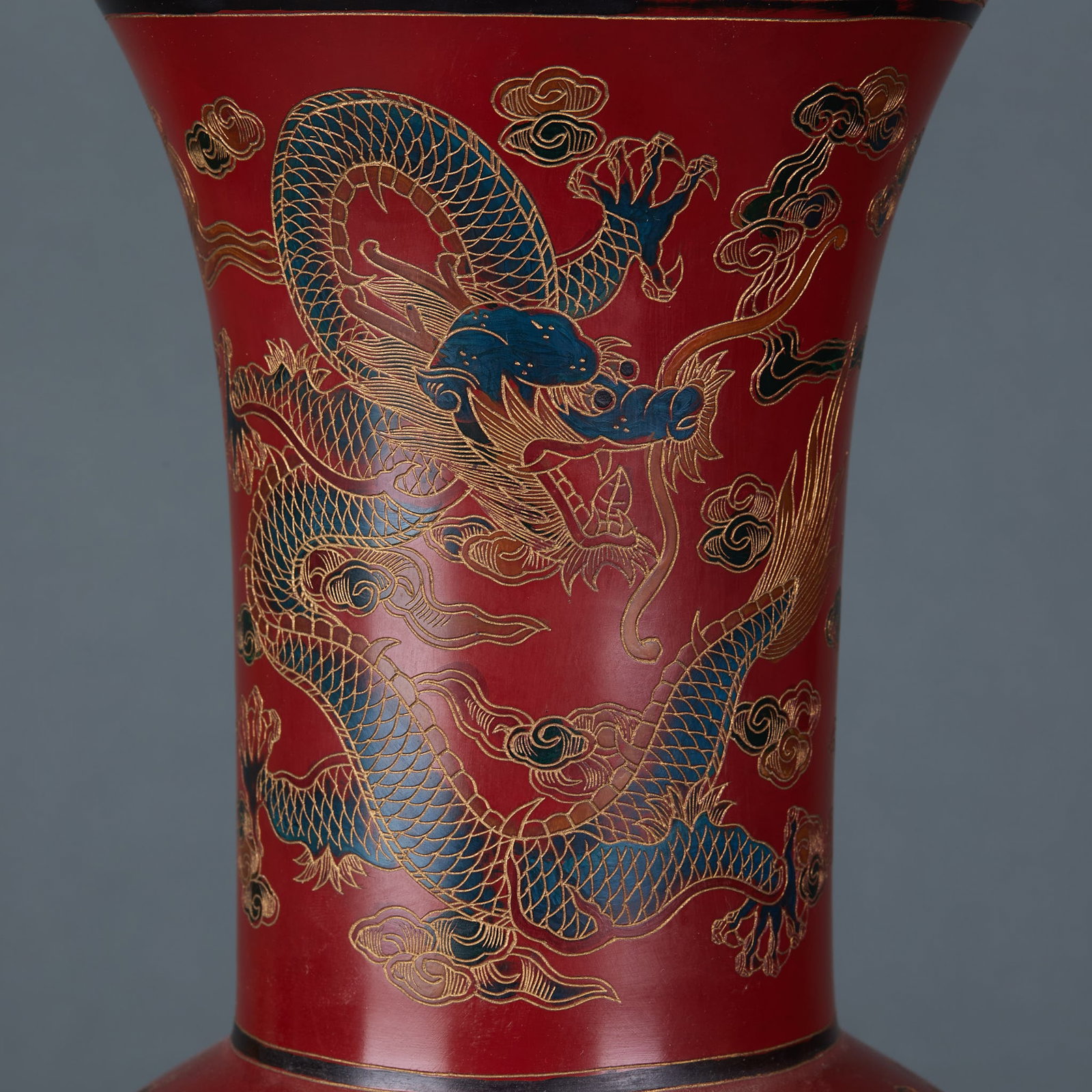 Qianlong Marked Lacquerware Gu Vase - 7