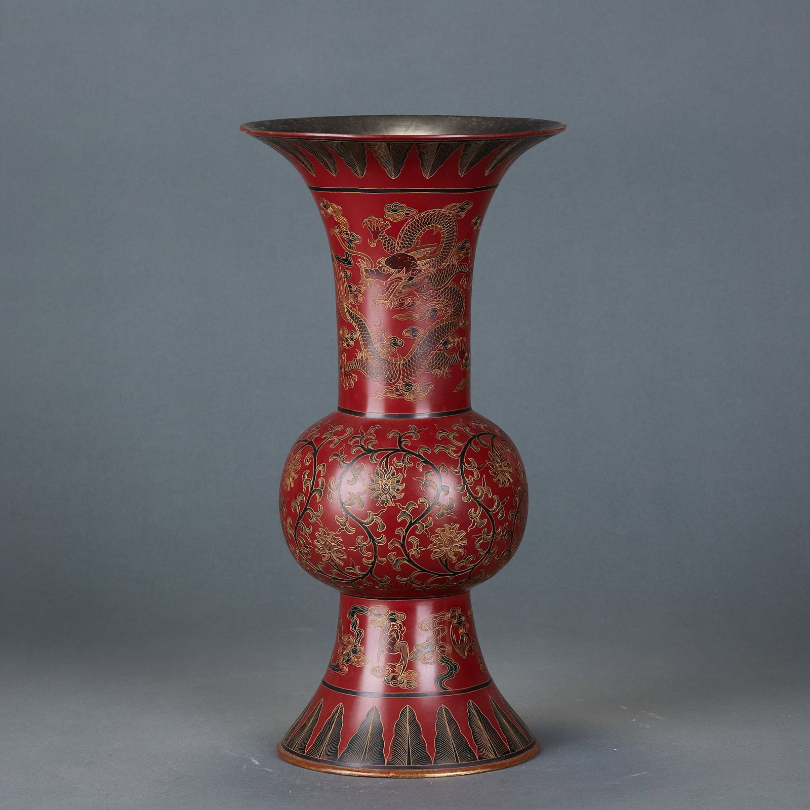 Qianlong Marked Lacquerware Gu Vase - 8