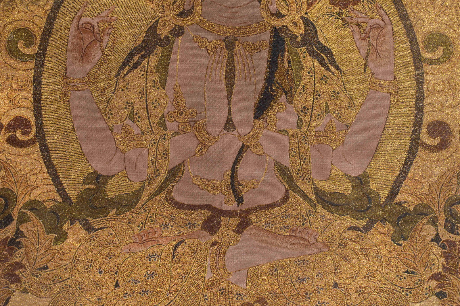 Pre-Ming Kesi Four-Armed Guanyin Hanging Scroll - 7