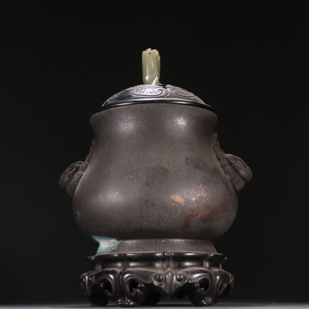 Ming Xuande Mark Double Lion-ear Censer: Ming Xuande Double-lion Ear Incense Burner, H24cm W17.5cm, 2690.2g