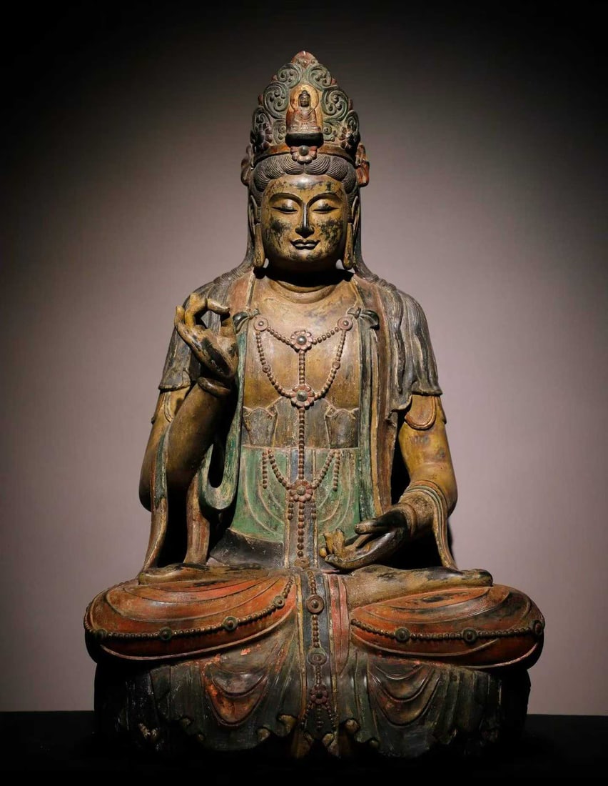 Tang Painted Bluestone Guanyin: Tang Painted Bluestone Guanyin, H105cm W66cm Thickness53cm