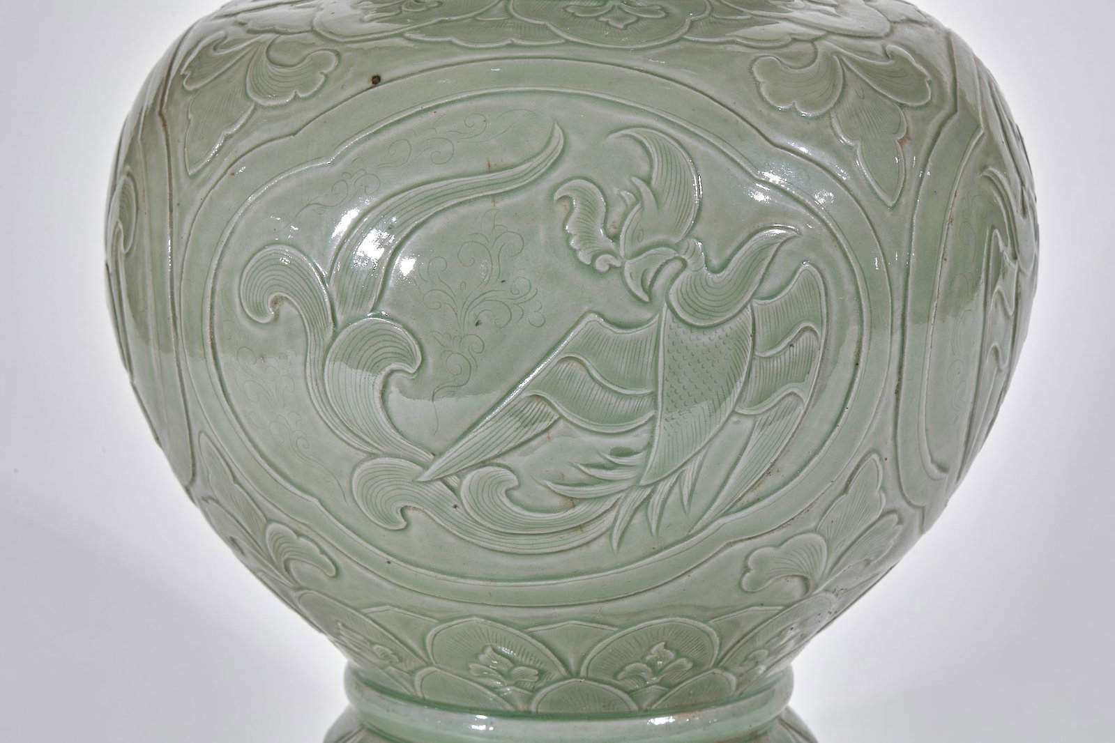 Yue Ware Openwork Phoenix Vase - 10