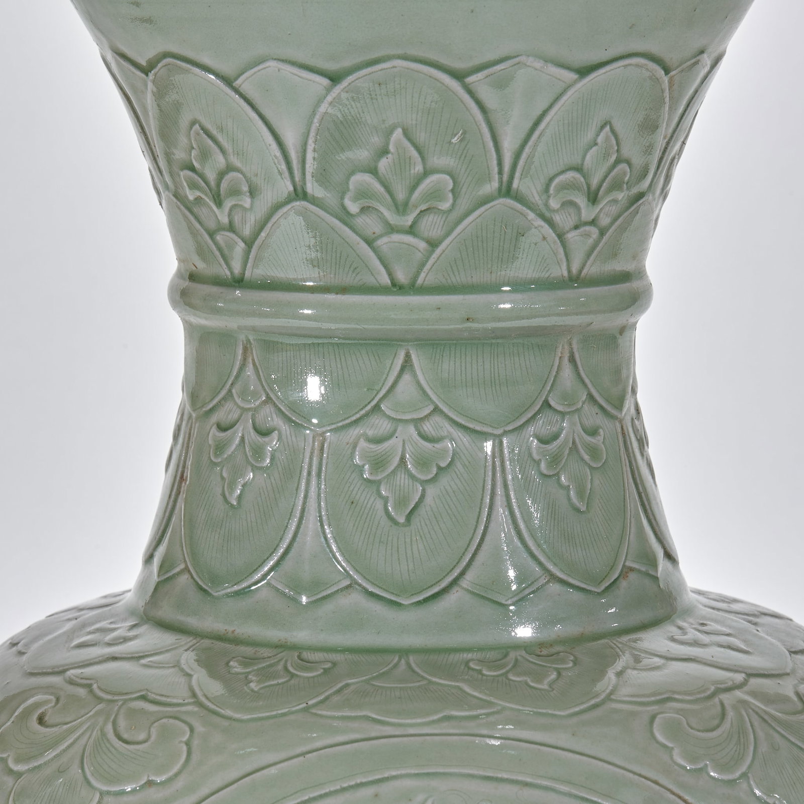 Yue Ware Openwork Phoenix Vase - 6