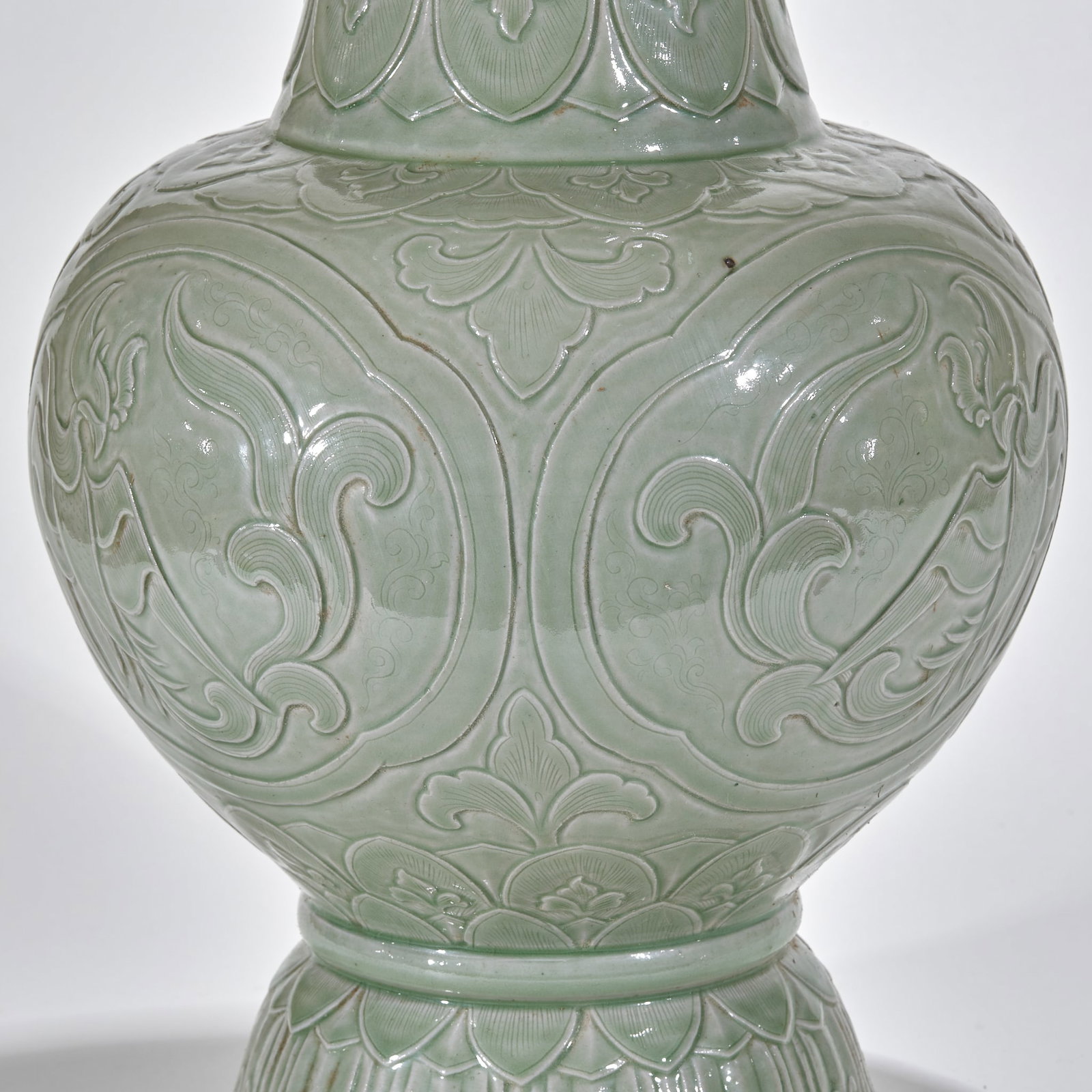 Yue Ware Openwork Phoenix Vase - 9