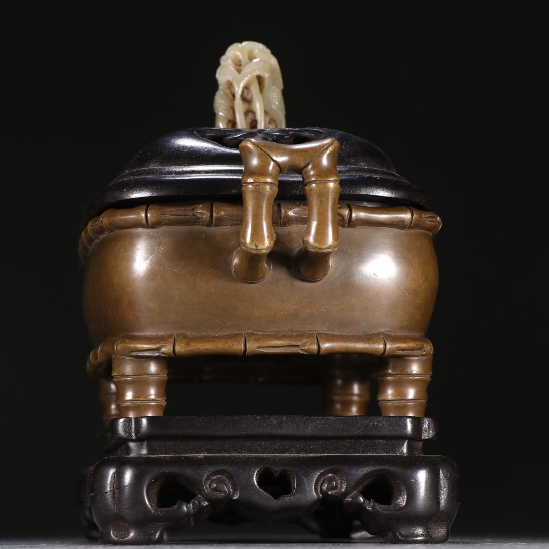 Ming Bamboo-pattern Upturned-ear Bronze Censer - 4