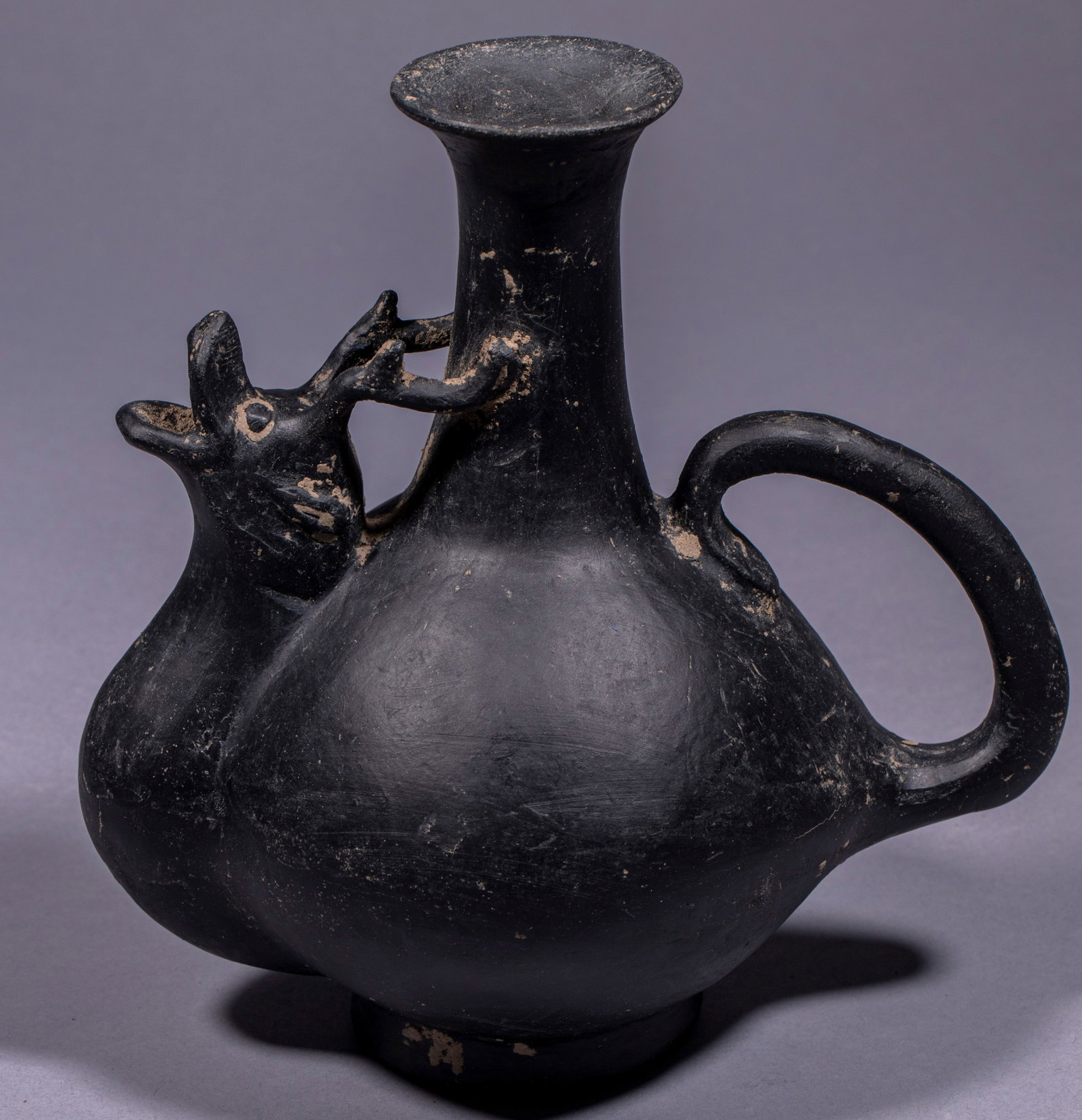 Long-horned Beast-head Pottery - 5