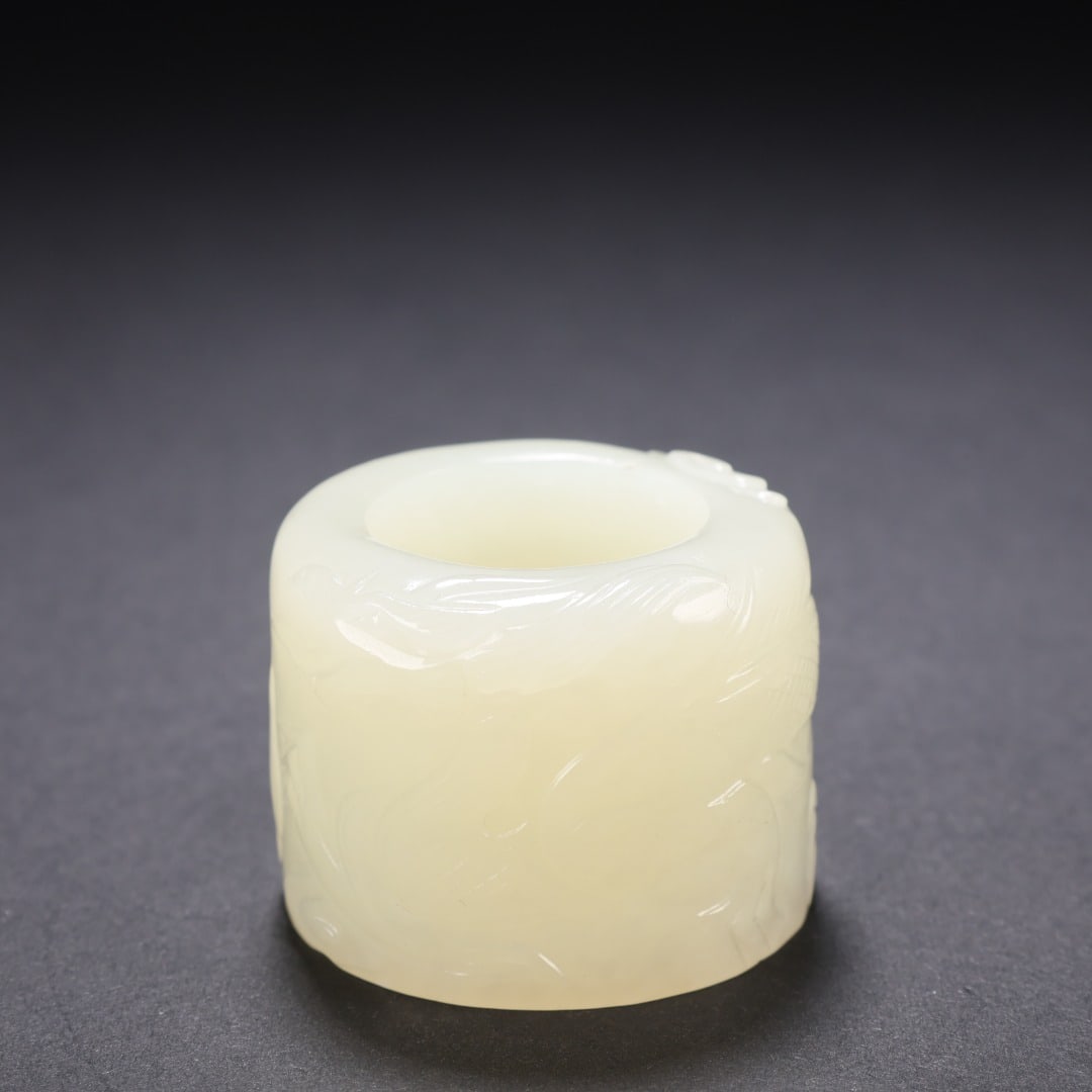 Hetian Jade Dragon Thumb Ring (1 of 9)