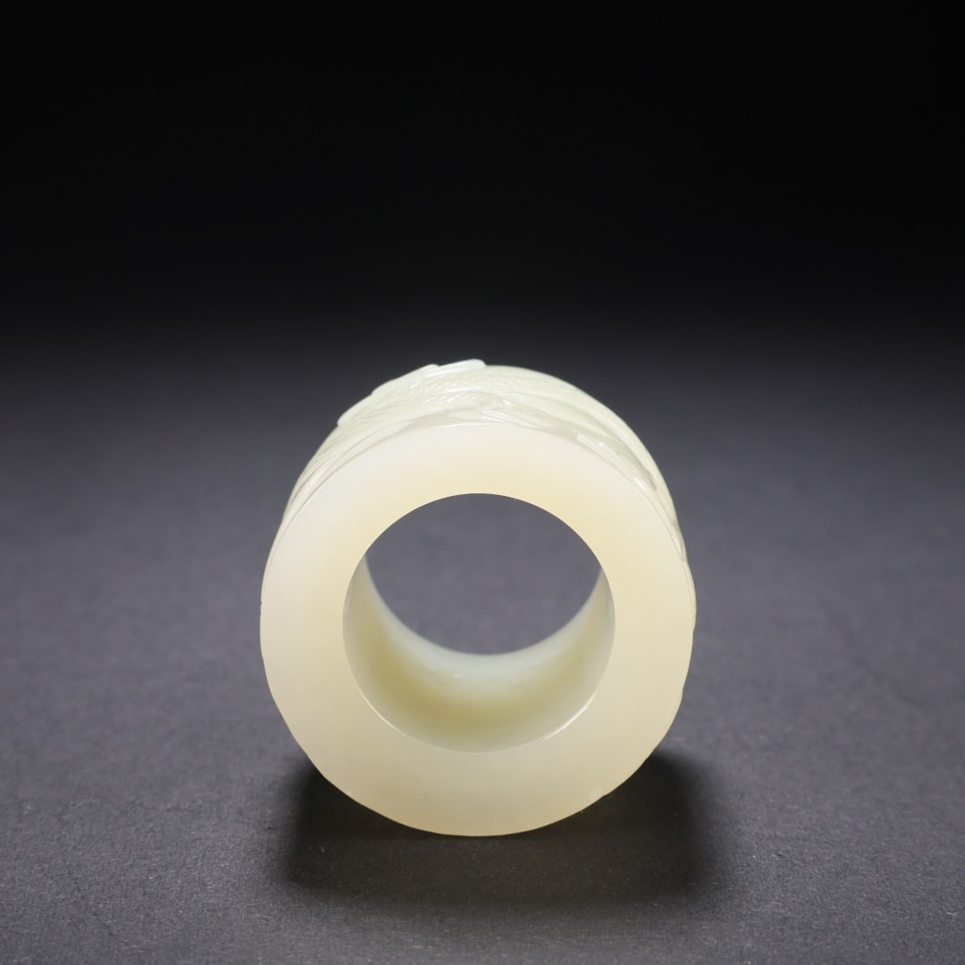 Hetian Jade Dragon Thumb Ring - 9