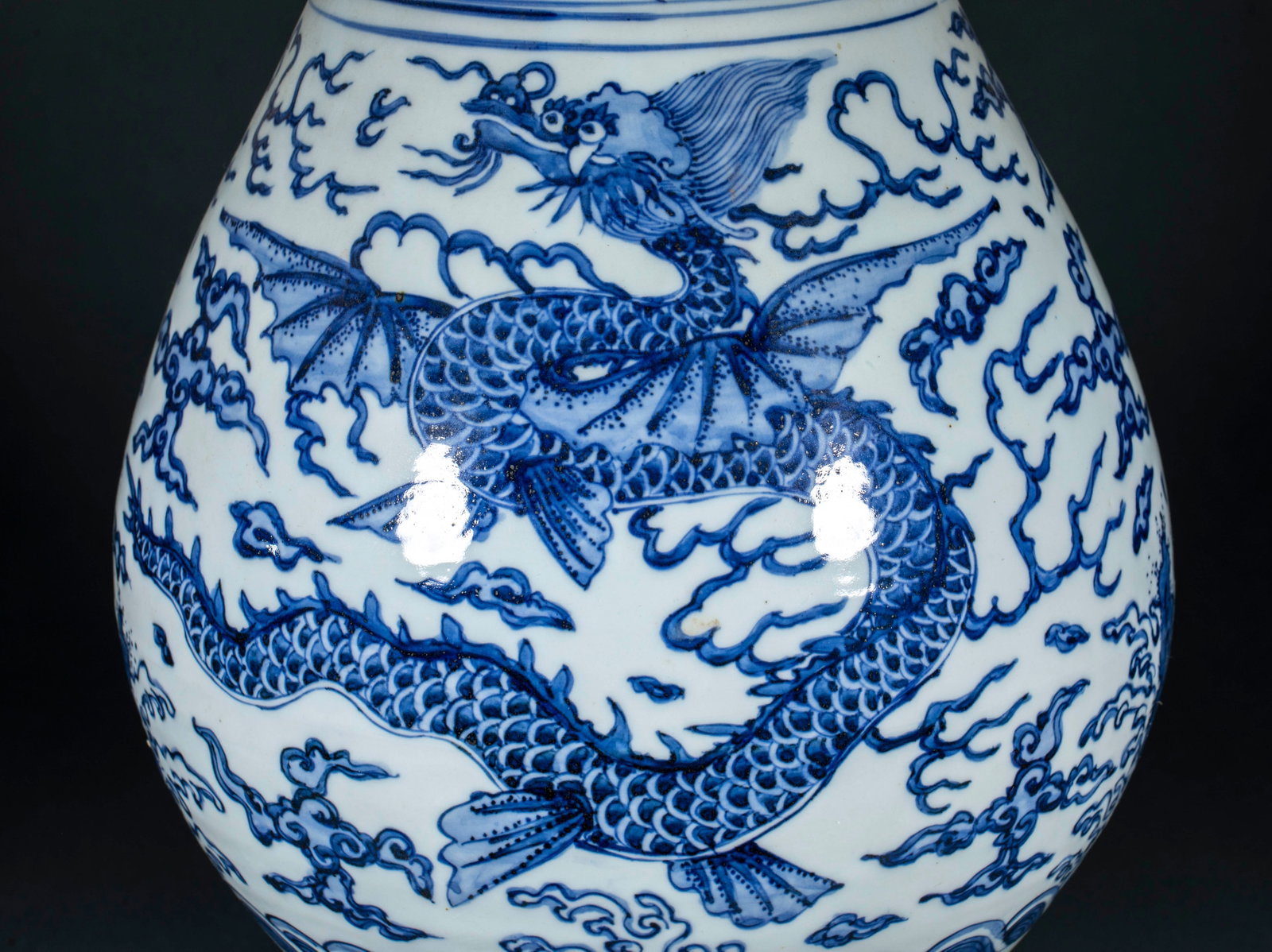 Ming Dragon Phoenix Auspicious Vase - 14