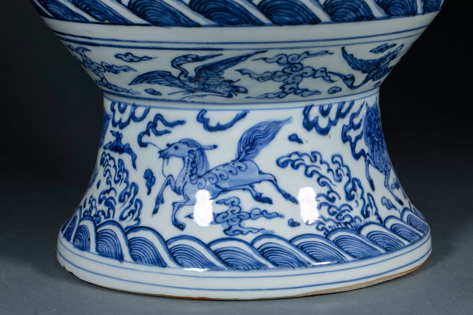 Ming Dragon Phoenix Auspicious Vase - 4