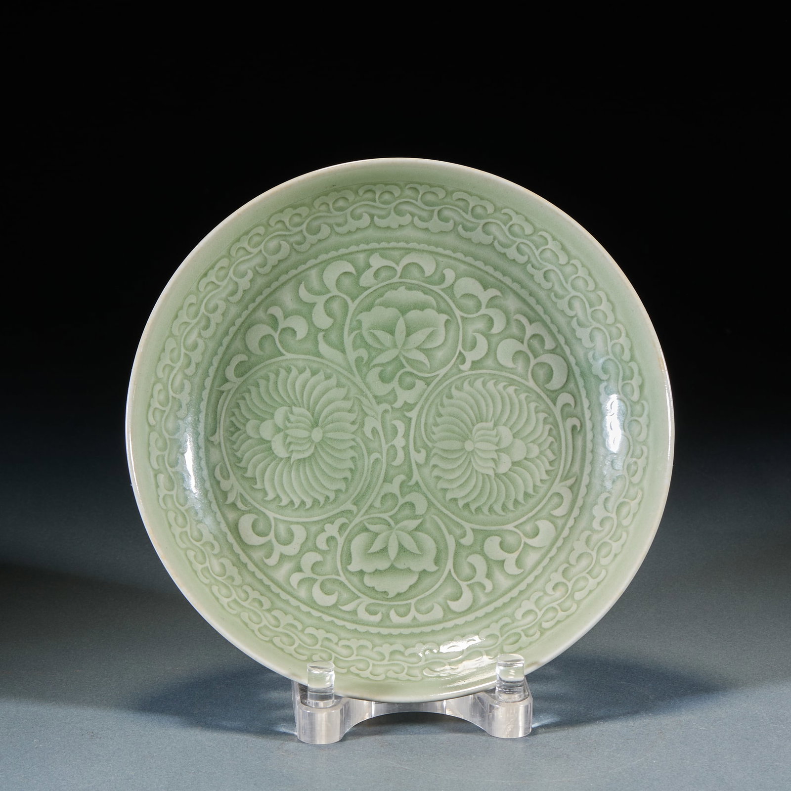 Yue Ware Interlocking Lotus Flower Plate (1 of 7)