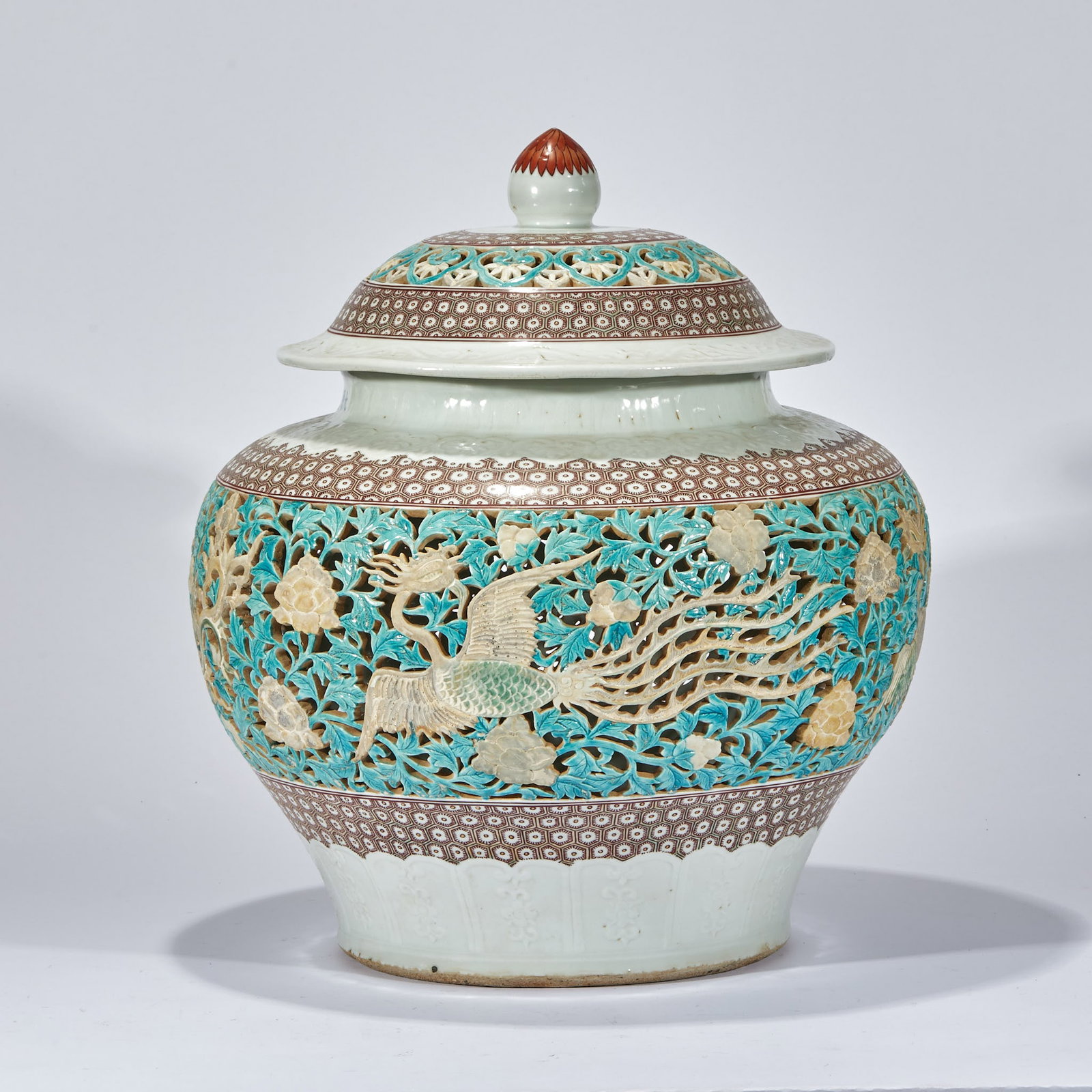 Ming Wanli Openwork Phoenix Jar - 8