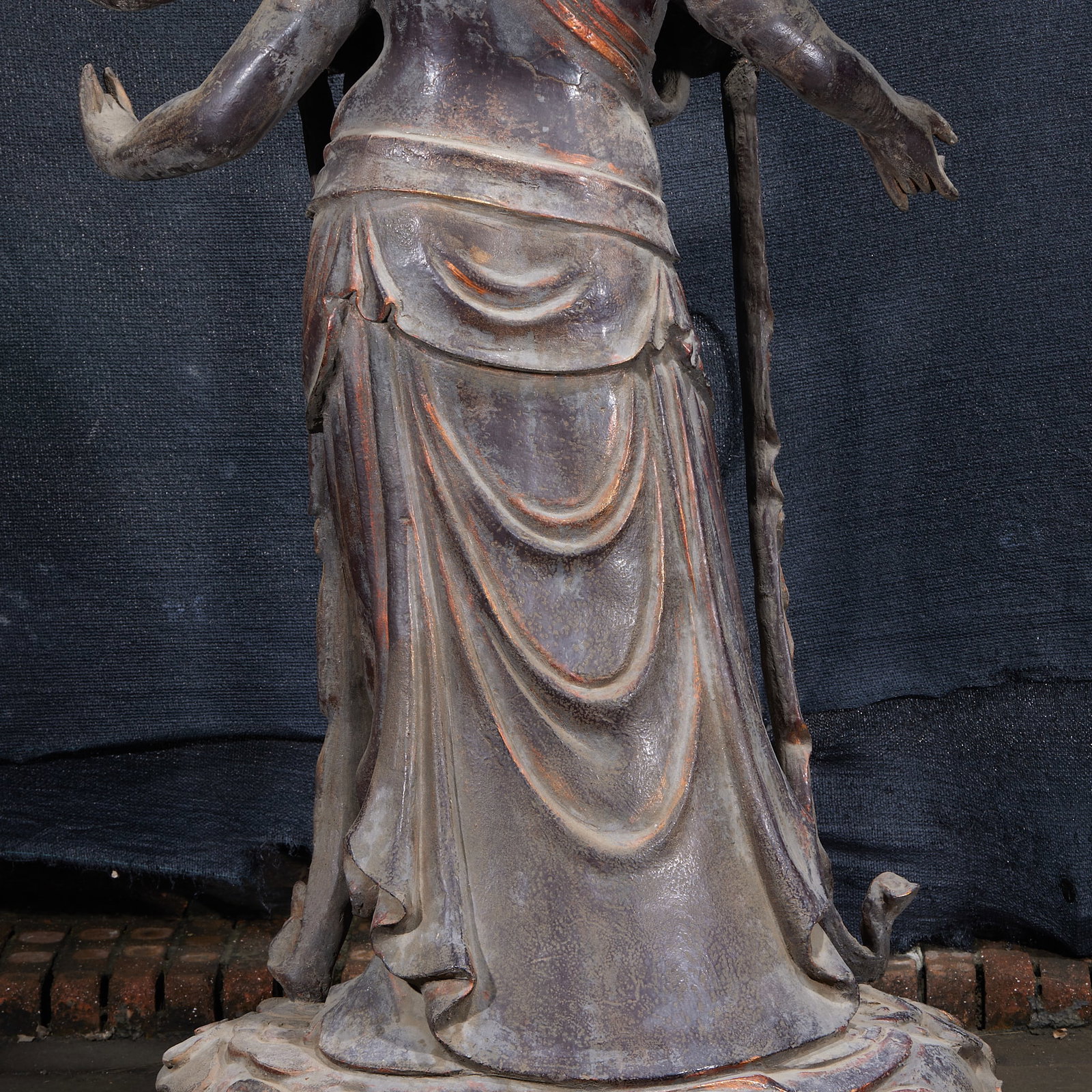 Pre-Ming Bodiless Eight-Armed Guanyin - 3