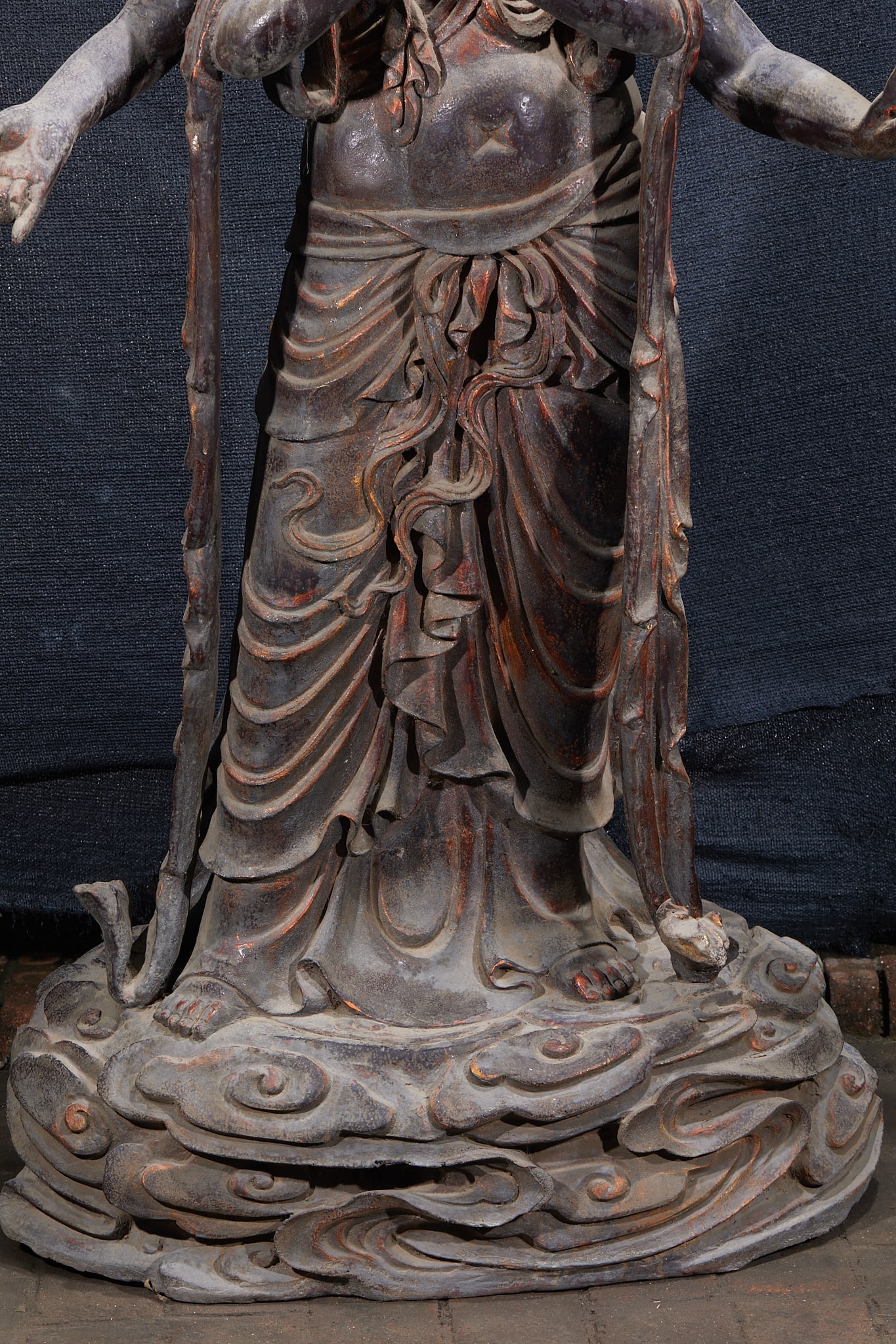 Pre-Ming Bodiless Eight-Armed Guanyin - 9