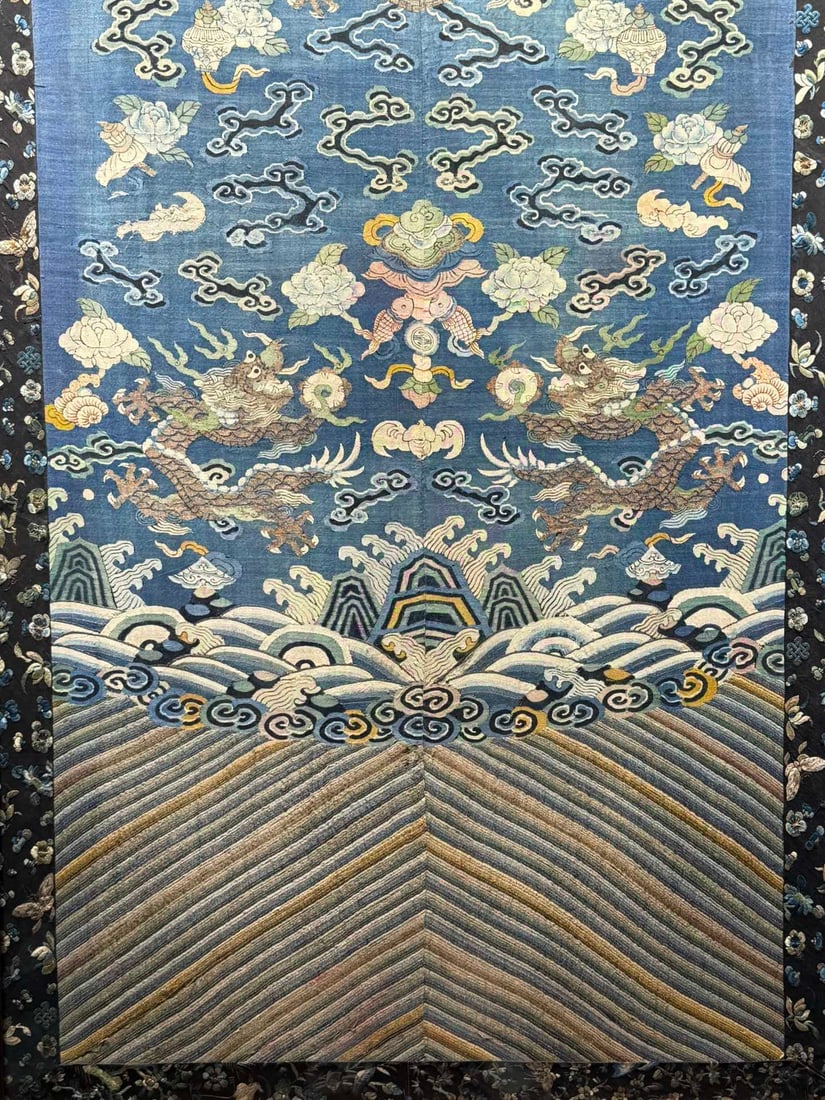 Qing Kesi Dragon Robe Hanging Scroll - 5