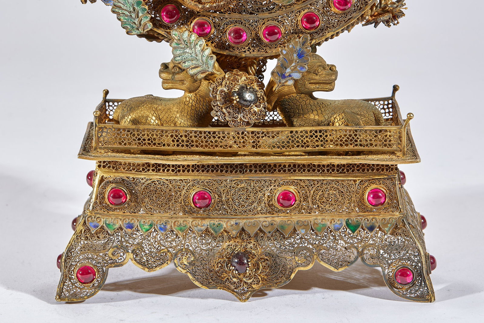 Pure Silver Gilt Ruby-Inlaid Double Dragon Screen - 7