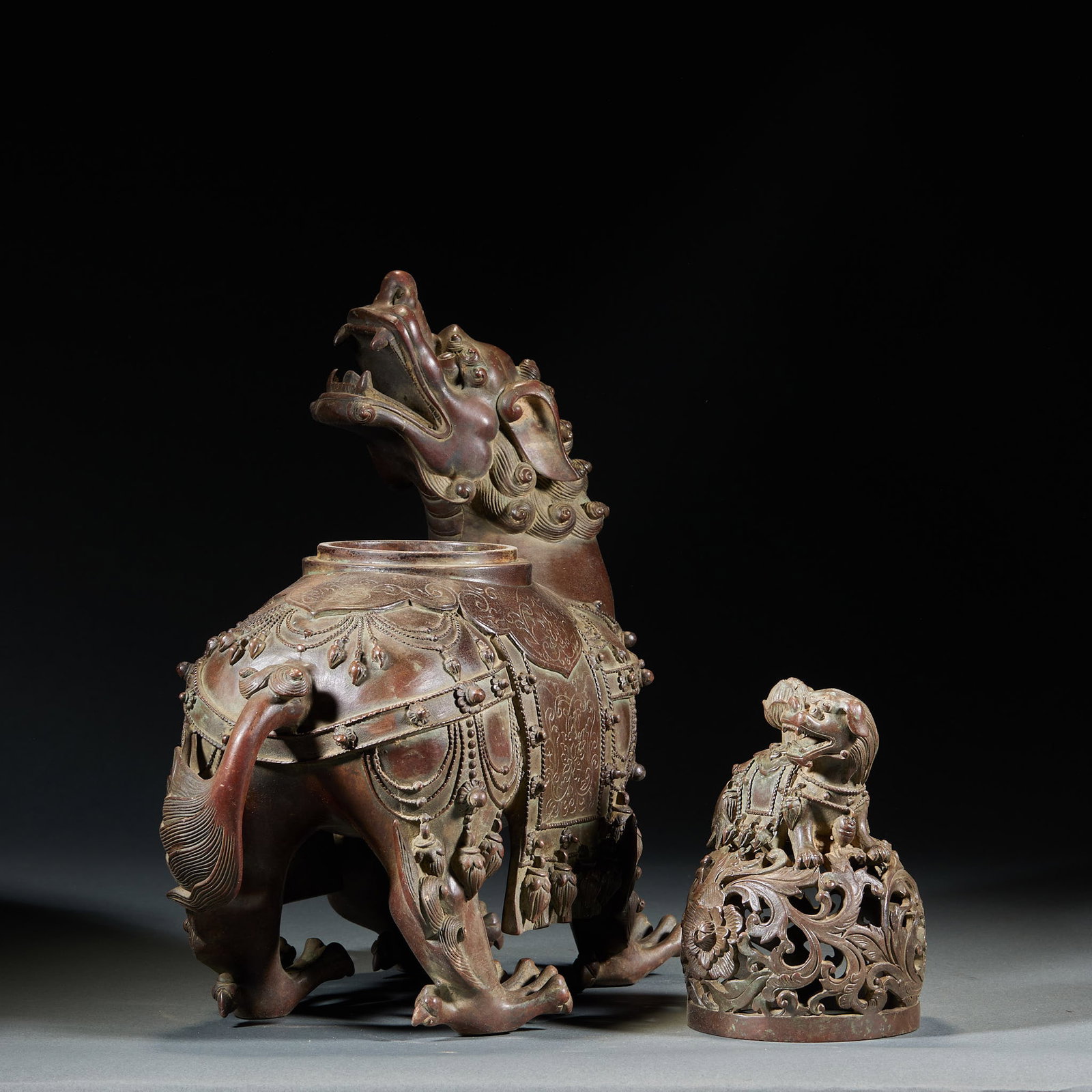 Bronze Lion Censer - 2