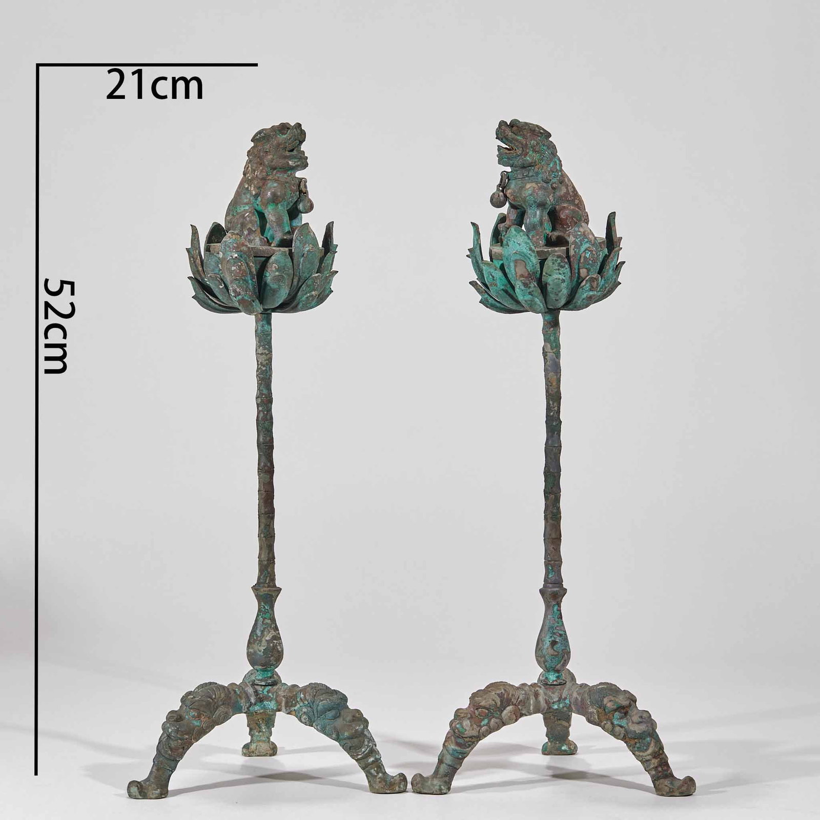 Pair of PreMing Bronze Lion Incense Burners: Pair of PreMing Bronze Lion Incense BurnersH 52 cm, Diam. 21 cm