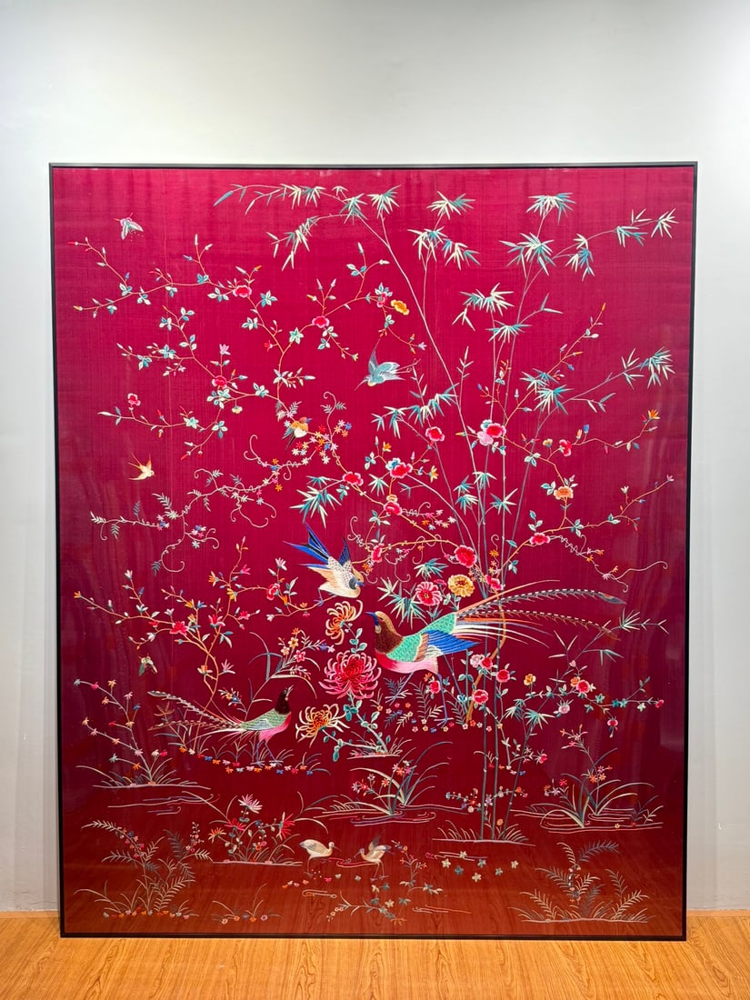 LargeScale Cantonese Embroidery of Flowers and Birds: LargeScale Cantonese Embroidery of Flowers and BirdsL 219 cm, W 179 cm