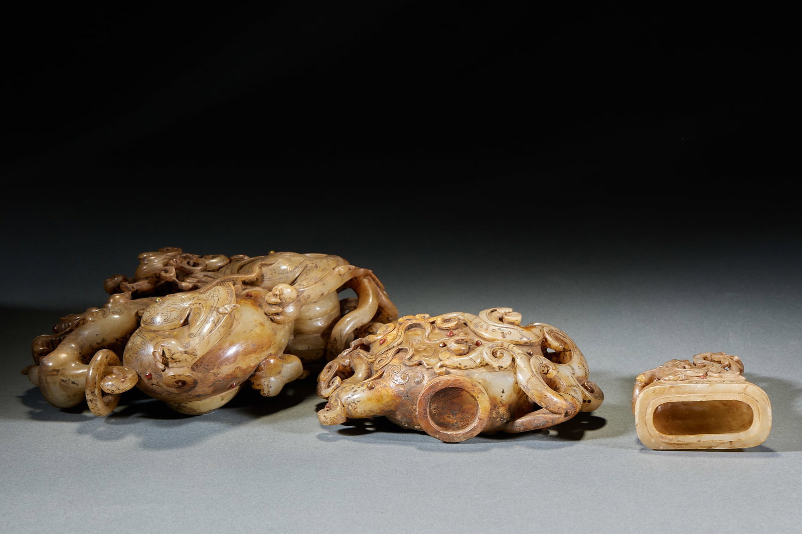 High Ancient Jade Auspicious Beast Vase - 10