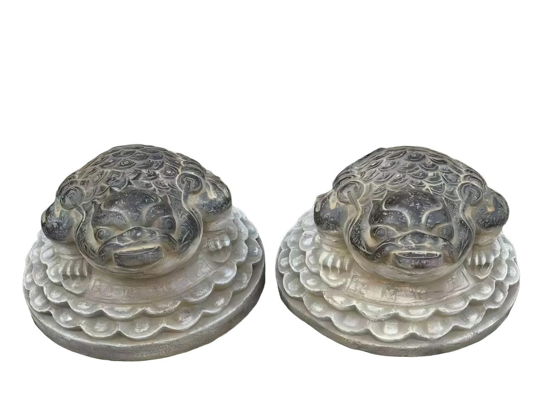 Bluestone Golden Toad Sculpture: Bluestone Golden Toad SculptureH 25 cm, L 45 cm, W 40 cm
