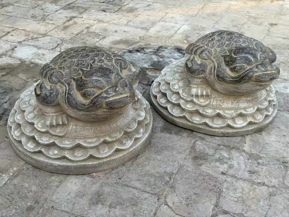 Bluestone Golden Toad Sculpture - 4