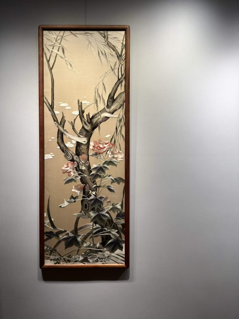 Late Qing to Republican Suzhou Embroidery Panel Willow Branches in Spring Wind: Late Qing to Republican Suzhou Embroidery Panel Willow Branches in Spring WindL 138 cm, W 52 cm