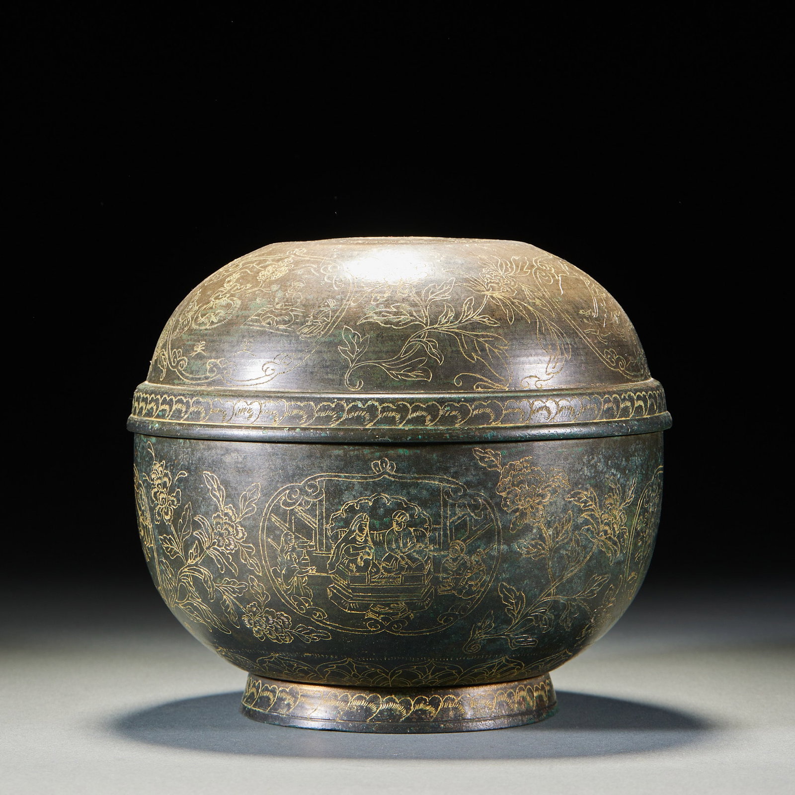 Bronze Covered Jar with Narrative Figure & Floral Scroll Motifs: Bronze Covered Jar with Narrative Figure & Floral Scroll MotifsH 15 cm, Diam. 15.5 cm