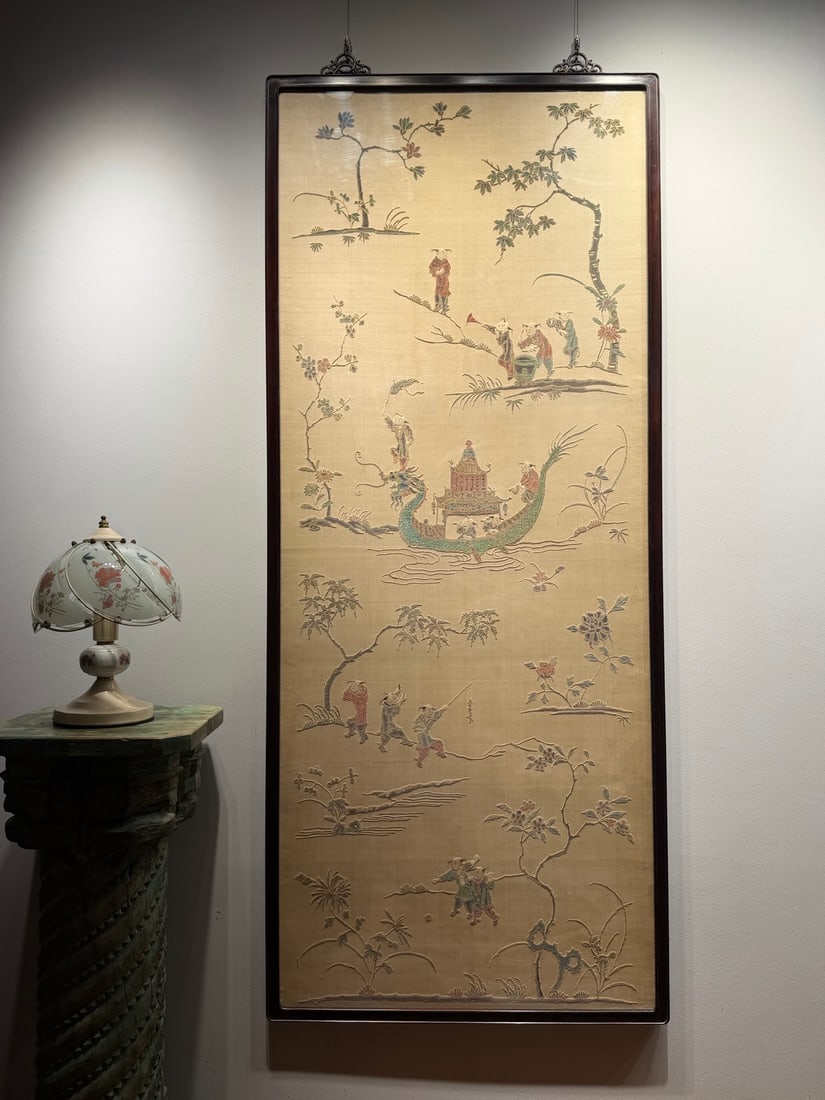 Fine Qing Suzhou Seed Stitch Embroidery Panel Children Racing Dragon Boats: Fine Qing Suzhou Seed Stitch Embroidery Panel Children Racing Dragon BoatsH 176 cm, W 74 cm