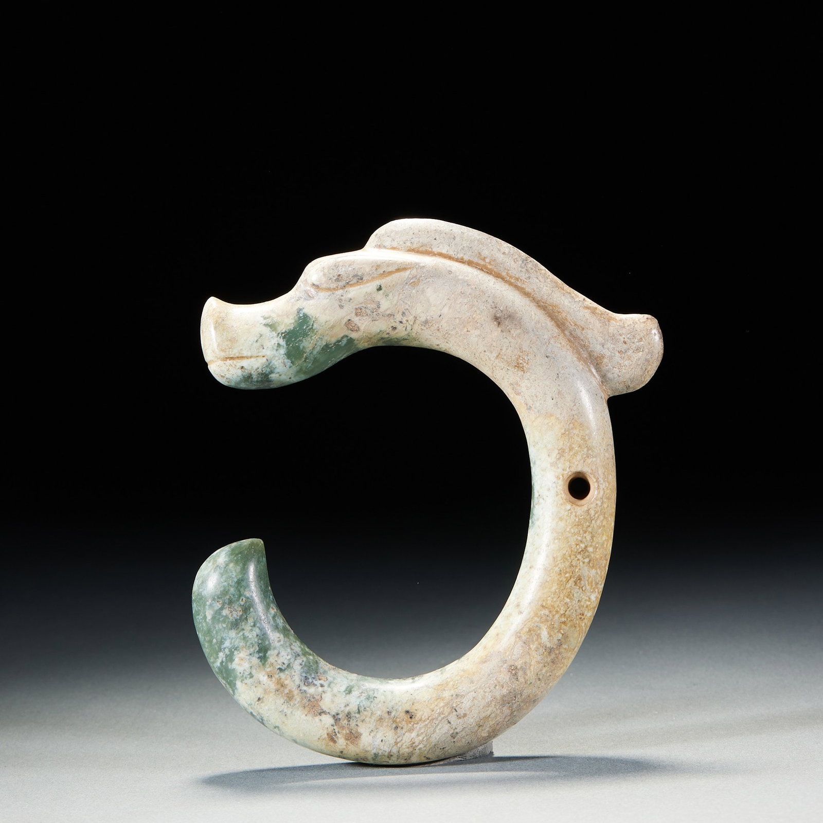 Jade Dragon Sculpture: Jade Dragon SculptureH 15.5 cm, L 12.8 cm, W 2.3 cm