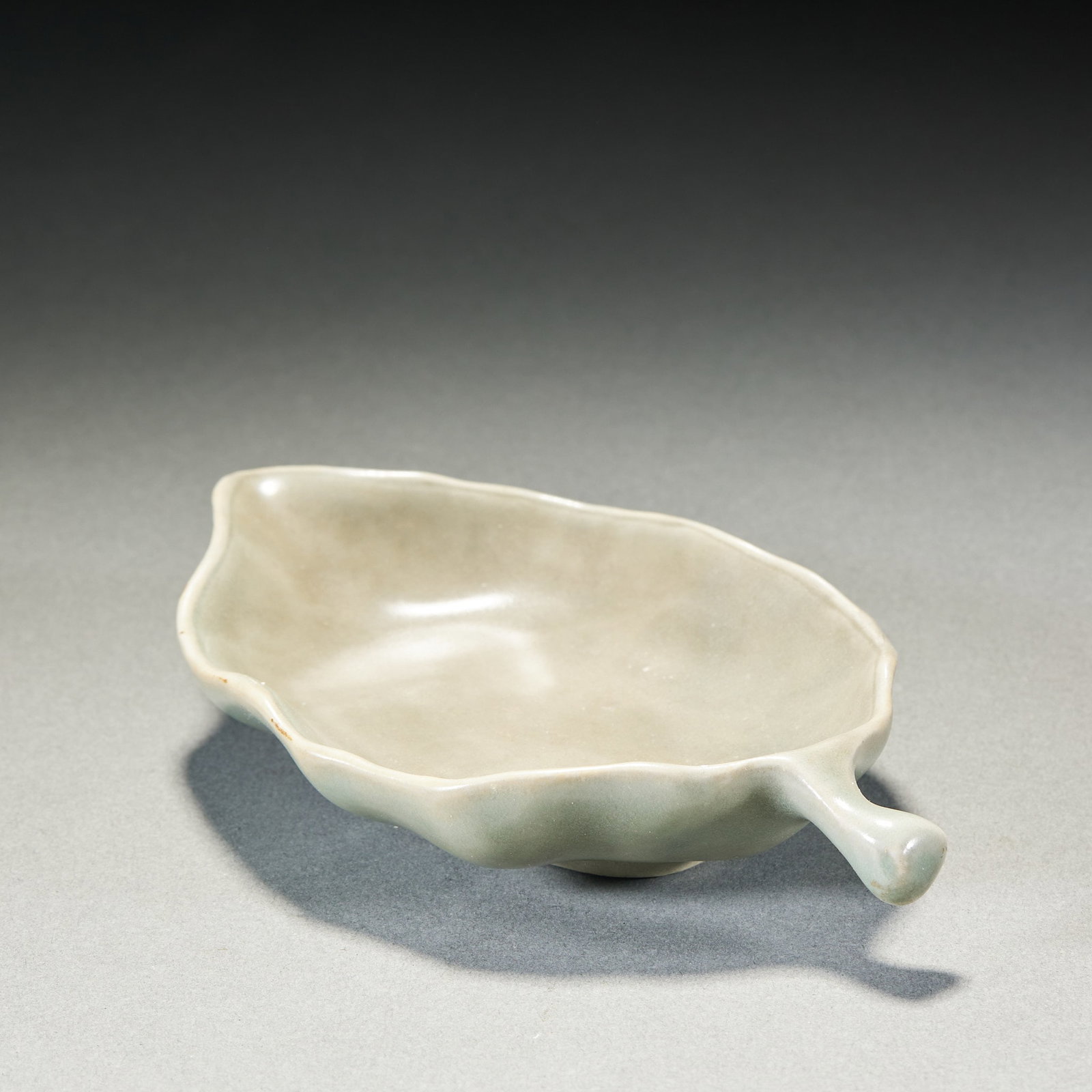 Longquan Kiln Leaf Washer: Longquan Kiln Leaf WasherH 2.2 cm, L 15.8 cm, W 9 cm