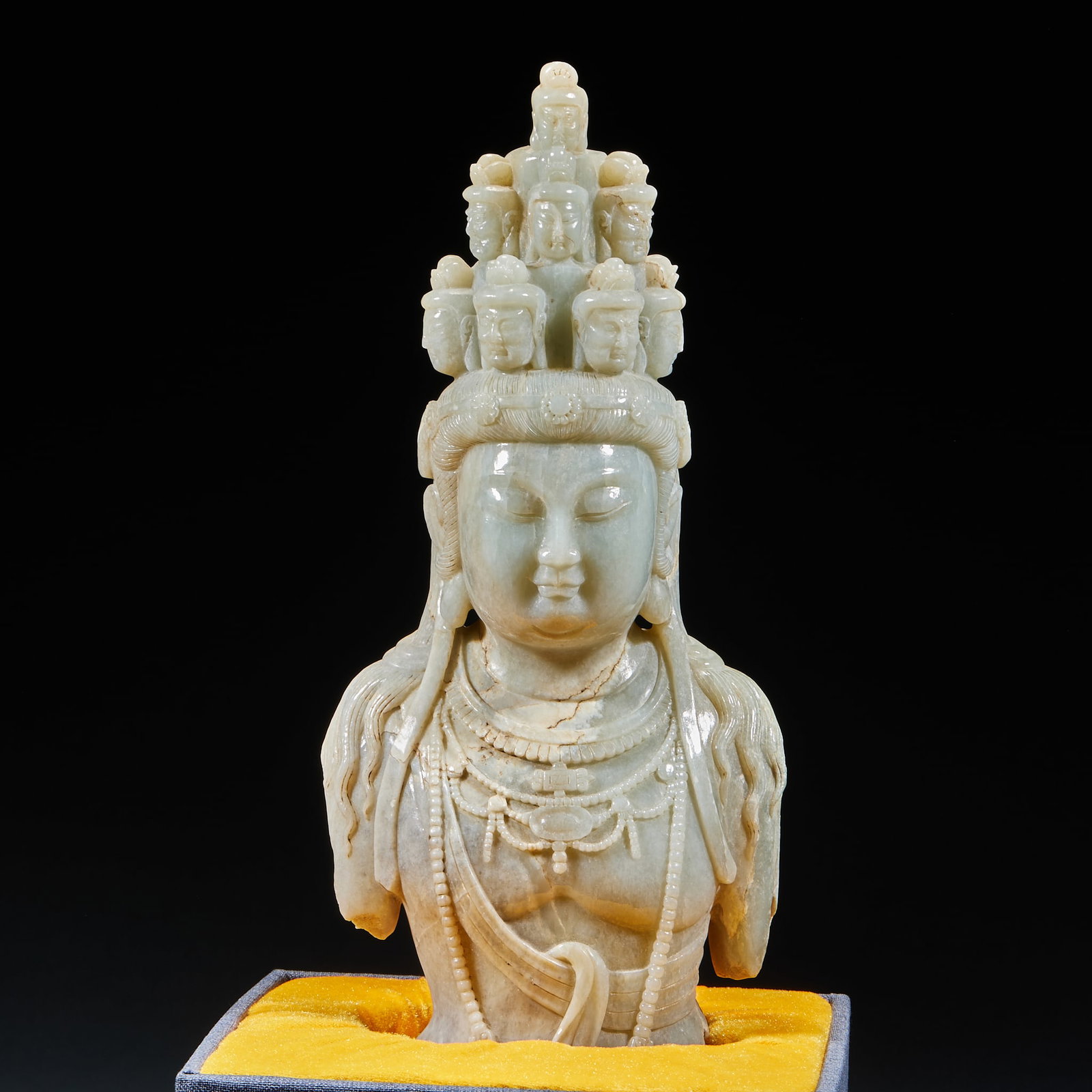HalfBust Hetian Jade Guanyin Statue: HalfBust Hetian Jade Guanyin StatueH 40 cm, L 15 cm, W 7.5 cm